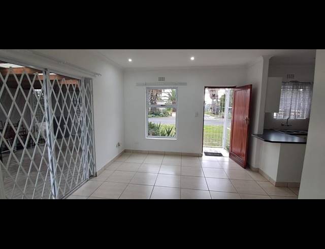 2 BEDROOM PROPERTY TO RENT IN BONNIE BRAE
